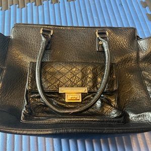 Damsel in Defense concealed carry purse